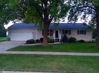 432 Jones Dr, Randolph, WI 53956