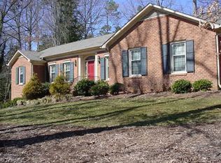 707 Hilltop Dr, Lexington, NC 27292