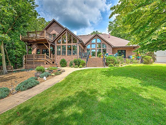 3rd image of 48 Strichen Ln