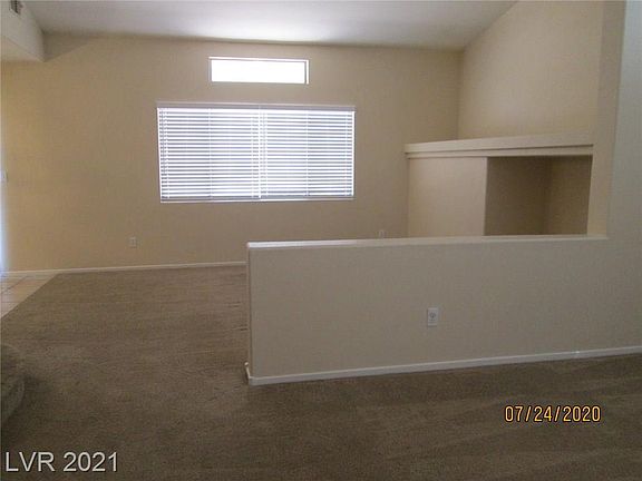 5th image of 1066 Las Palmas Entrada Ave
