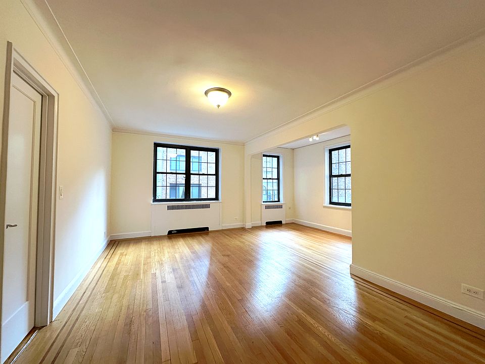 1st image of 212 W 22nd St APT 3M
