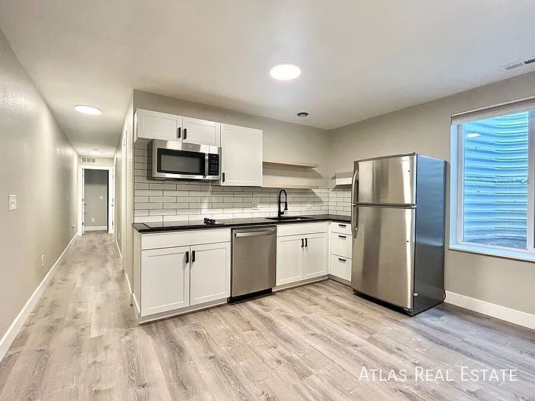 4711 Columbine St #B — Photo 2