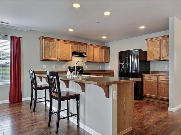 3rd image of 1888 Hoffman Hill Blvd