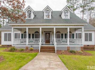 343 Forest Oaks Dr, Clayton, NC 27527