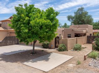 216 Nico Trl NW, Los Ranchos De Albuquerque, NM 87114