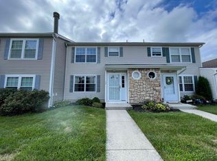 132 London Ct #132, Egg Harbor Township, NJ