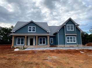 1889 Beans Creek Rd, Huntland, TN 37345