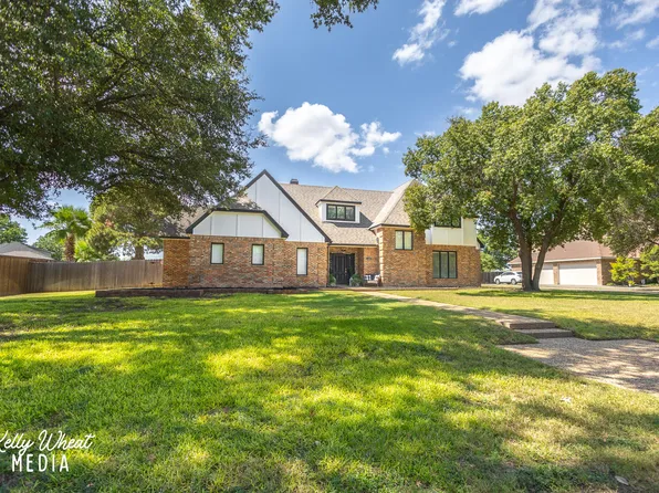 6609 Pinehurst Dr, San Angelo, TX 76904