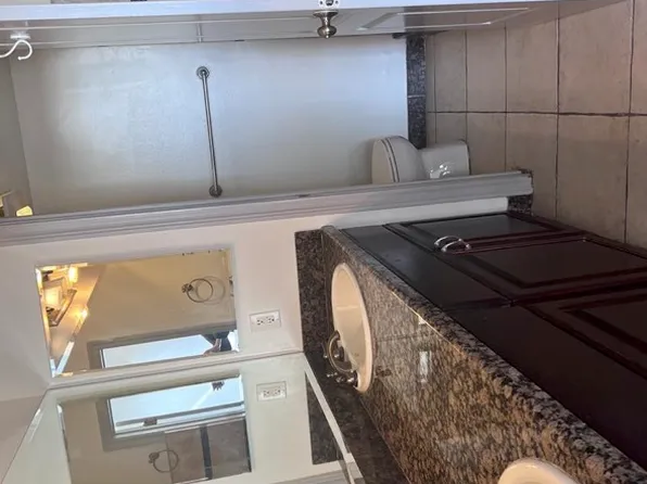 1132 S Doheny Dr APT 302, Los Angeles, CA 90035