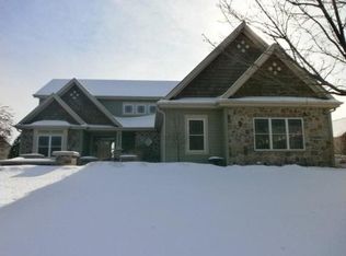 1741 River Lakes Rd N, Oconomowoc, WI 53066