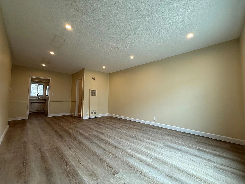 1st image of 4119 Palmyra Rd #4121-1