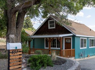 451 SE C St, Madras, OR 97741