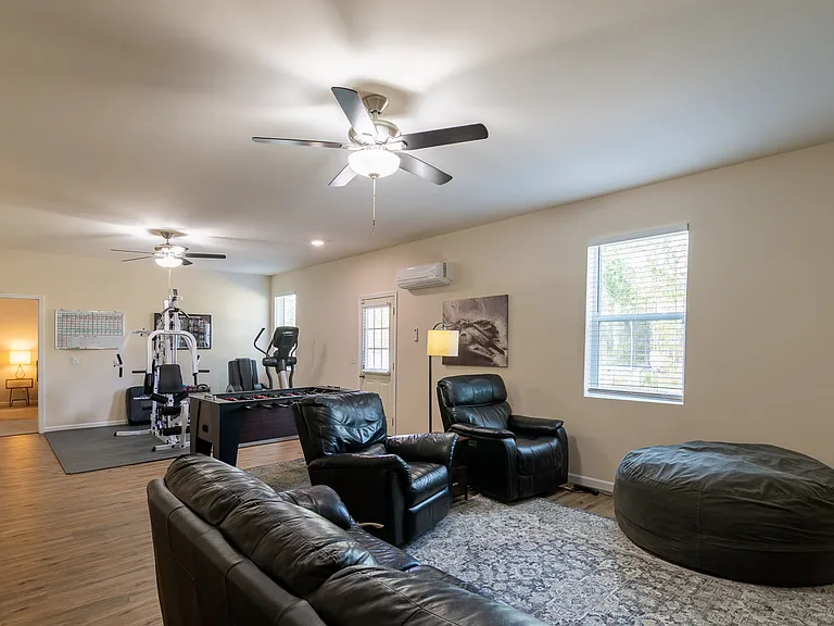 438 Furlough Dr — Photo 35