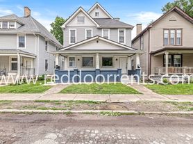 2345 Kenwood Ave