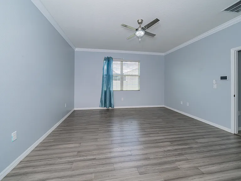 1092 Pipestone Pl — Photo 34