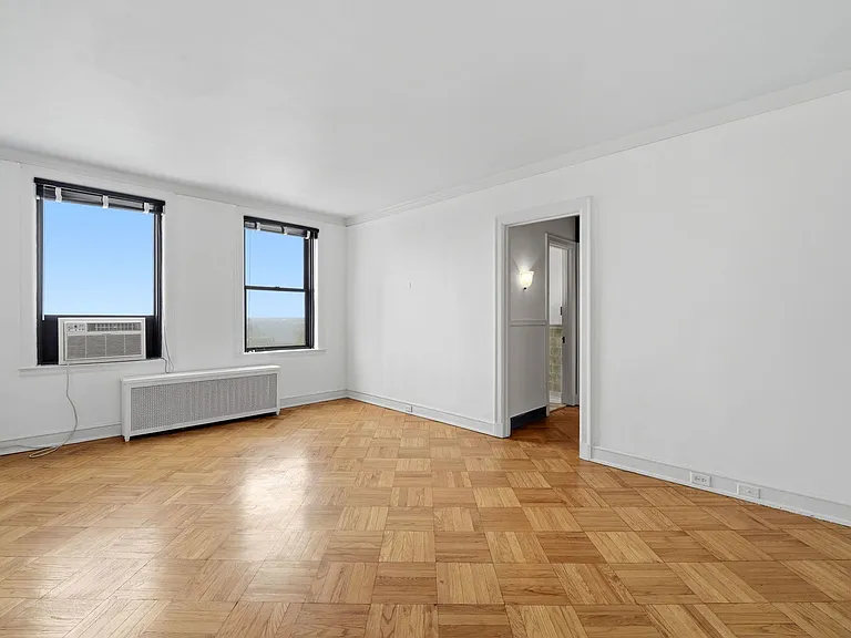 2000 N Lincoln Park W #1614 — Photo 6