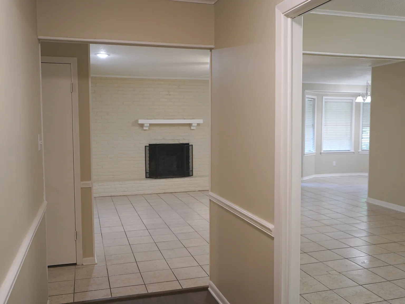 3 bed, 1742 sqft, $1,925 — Photo 4