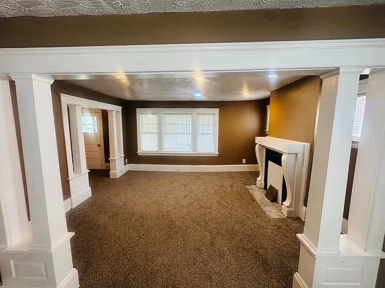 1056 E 99 ST. Cleveland, OH 44108 — Photo 20
