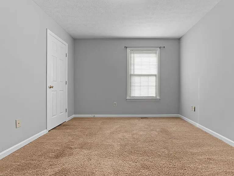 1100 Richmond Green Dr — Photo 8