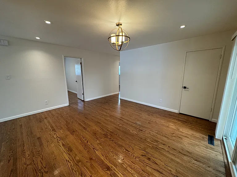 1874 Bandoni Ave — Photo 6