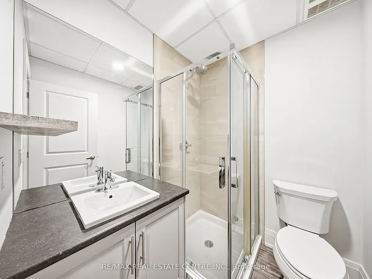 11 Queen St #205 — Photo 16