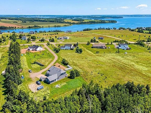 4th image of 365 Clyde River Rd