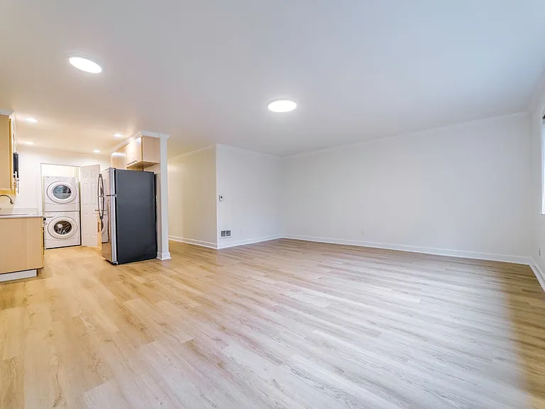 7060 Lincoln Park Way SW — Photo 16