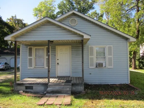 213 Dunn Rd, Fayetteville, NC 28312