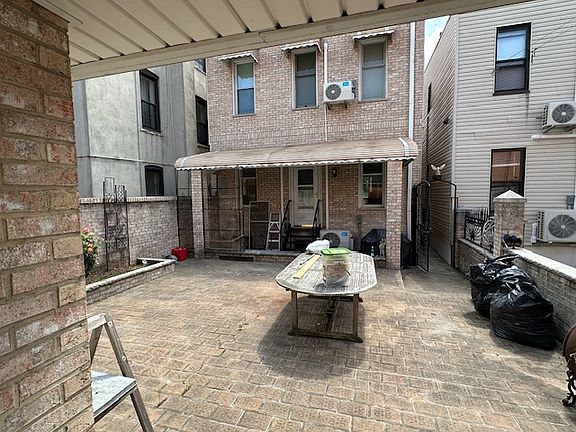 4th image of 36-44 11th St #1
