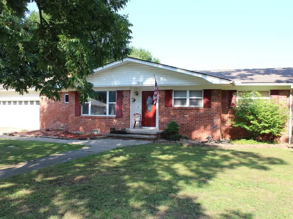 214 N Walnut St, Commerce, OK 74339