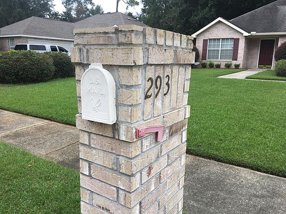 2nd image of 293 Woodcrest Dr