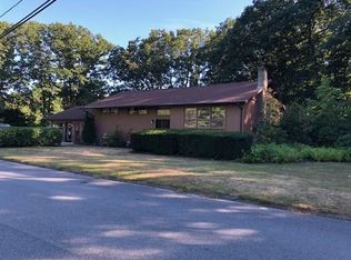 20 Kingsbury Rd, Webster, MA 01570