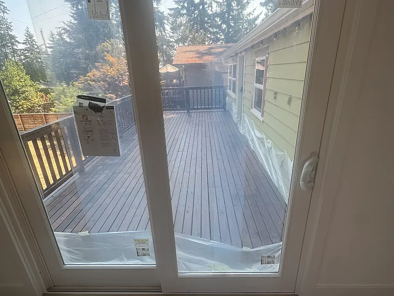 primary bedroom slider to deck