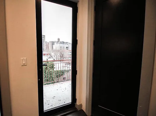 Rented by TheRealEstateCompany.com LLC | media 50