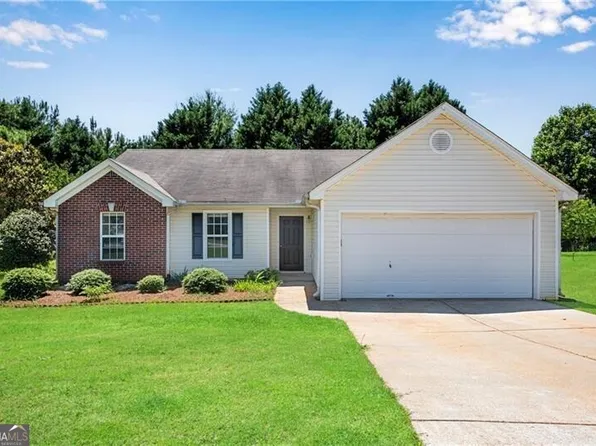 424 Yellow River Walk, Lawrenceville, GA 30043