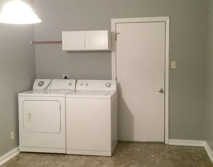 709 Northside Dr — Photo 4