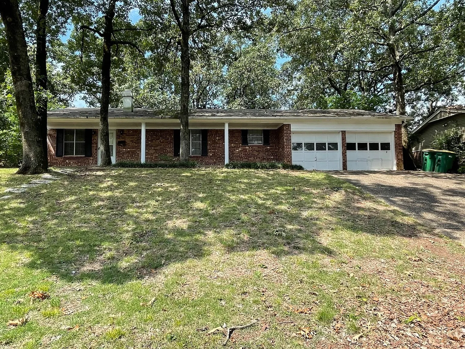Charter Oak Dr, Little Rock — Photo 1