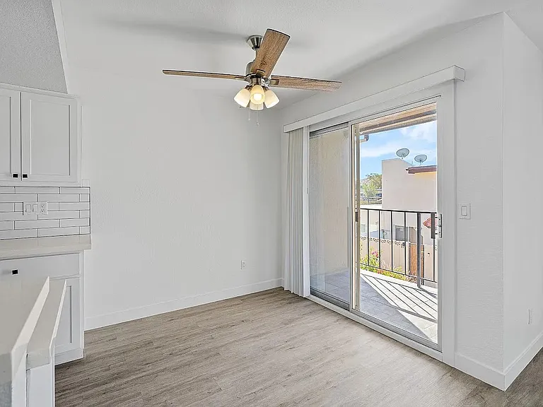 740 E Joan D Arc Ave — Photo 12