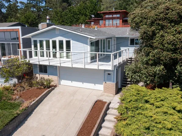 230 Navarra Ave, El Granada, CA 94018