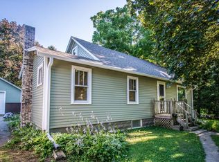 52 E Geneva St, Delavan, WI 53115