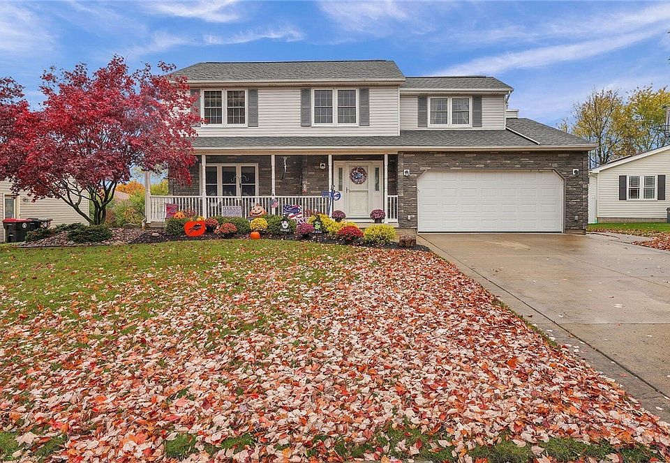 1st image of 27 Southpoint Dr