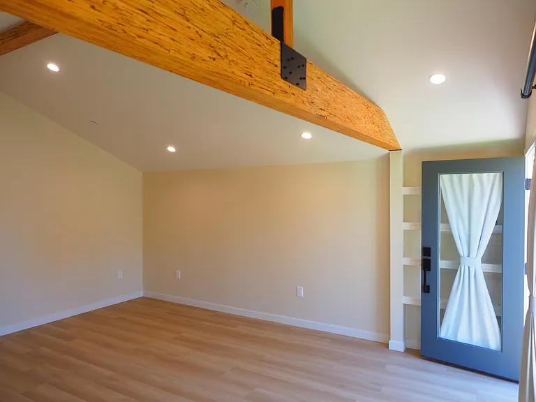 5044 Loleta Ave — Photo 5