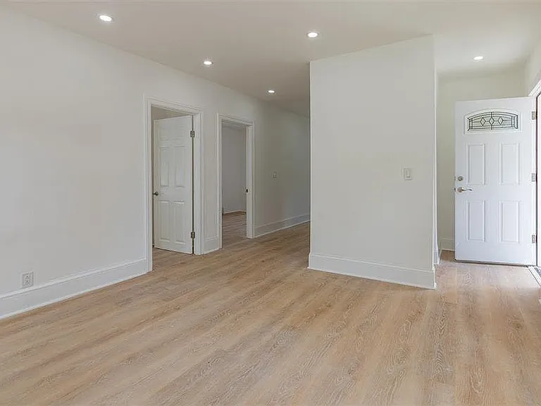 205 Ives St — Photo 6