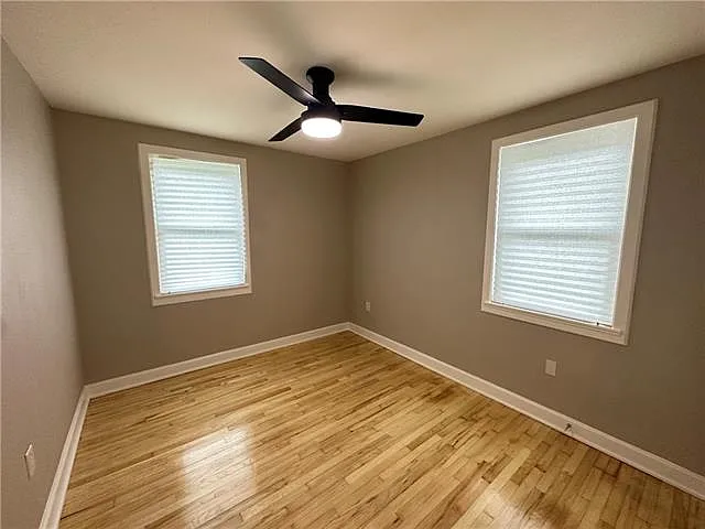 930 Evergreen Dr — Photo 9