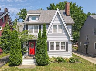 3621 Silsby Rd, University Heights, OH 44118