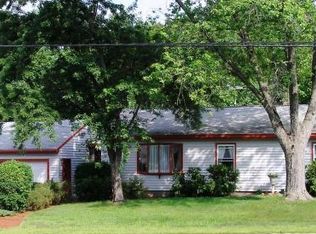 32 B St, Hudson, NH 03051