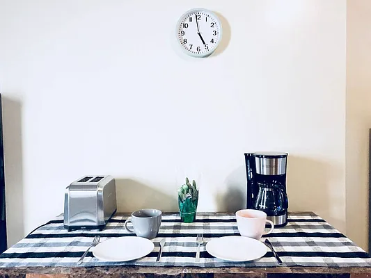 Rented by Nooklyn NYC LLC | media 40