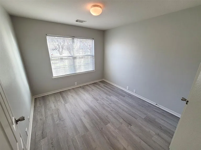 603 Cypresswood Rdg — Photo 7