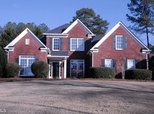 1025 Fieldgate Ln, Roswell, GA 30075