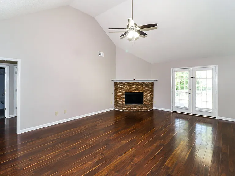 631 Betty Boyd Ln — Photo 5